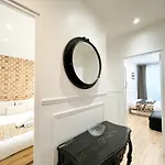 Urban Flat 81 - Luxe Sebastopol * Париж