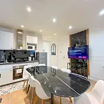 Апартаменты Urban Flat 81 - Luxe Sebastopol