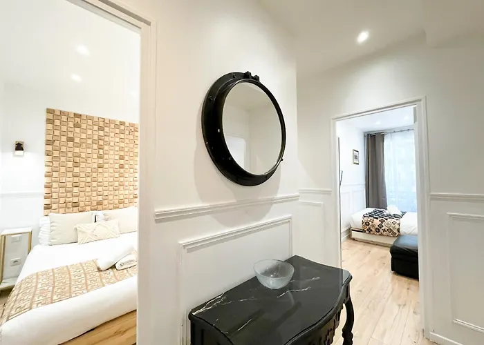 Urban Flat 81 - Luxe Sebastopol * 파리
